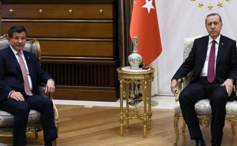 Ve Erdoğan görevi Davutoğlu'na verdi